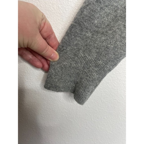 J. Crew  XS Sweater Gray Jeweled-Shoulder Cashmere Knit Pullover Crewneck - Picture 9 of 16